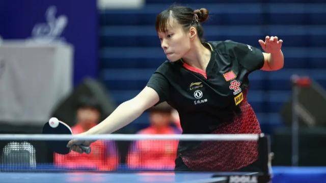 澳超半场：科斯格罗夫梅开二度，奥克兰FC2-1惠灵顿凤凰